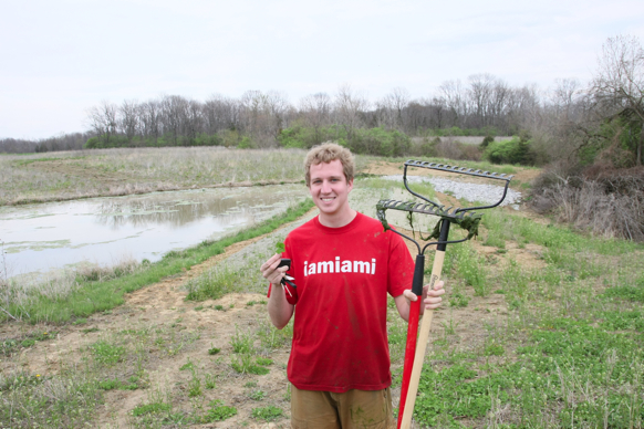 Full Size Image = 2472 K